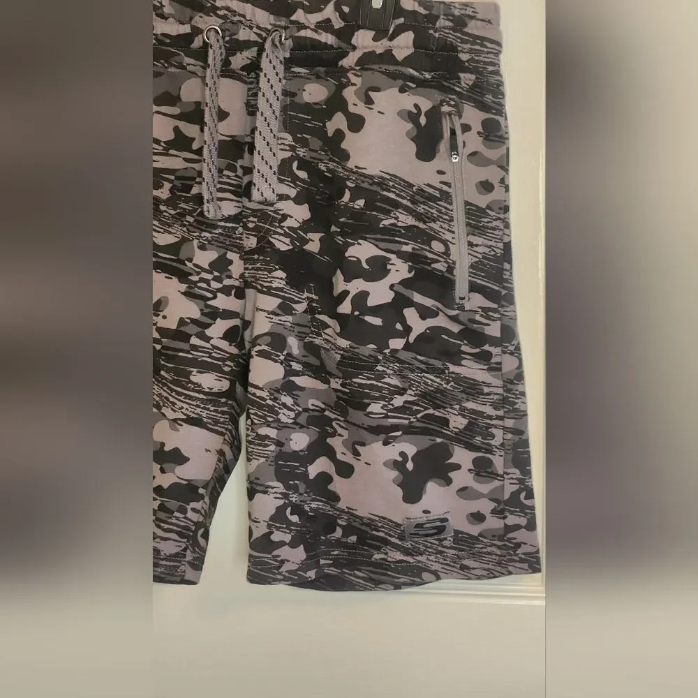 Sketchers Sport L Camouflage Print Elastic Waist Drowstring  Pull On Men Shorts